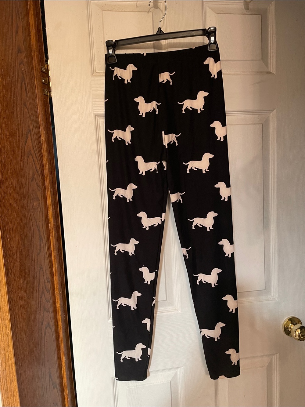 Source Unknown Black Leggings with White Dachshund Print